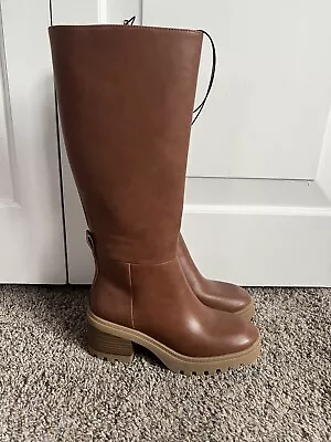 Seychelles Cognac Brown Barrel Knee High Platform Heel Boot New Size 7M Zip Up • $24.99