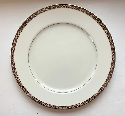 Mikasa ARAMIS Grande Ivory L5513 Dinner Plate 10 3/4  Diameter Never Used • $16