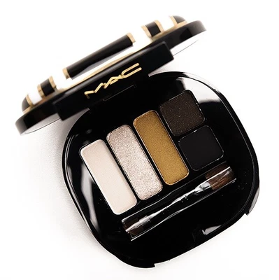 £20 • Buy MAC Limited Edition Stroke Of Midnight Eyeshadow Palette
