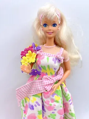 Lot #16 Dressed Barbie Doll 1996 Spring Petals Easter Blonde 16746 • $7.99