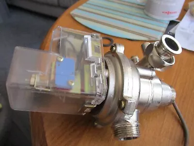 £50 • Buy Vaillant COMBIcompact VCW 242 282 E 240 280 XT Diverter Valve 012684 New & Boxed