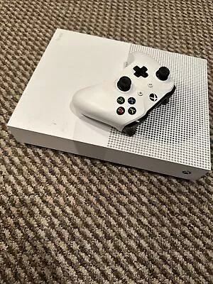 Microsoft Xbox One X Limited Edition 1TB - White • £112.37