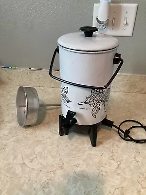 Vintage Electric Percolator Mirro-Matic Harvest Black White 22 Cup Coffee Pot • $18.54