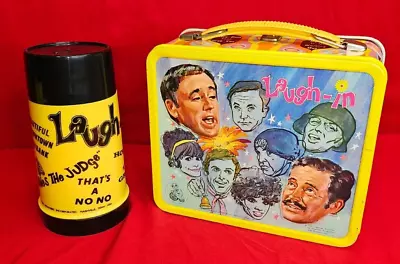 INCREDIBLE!! 1970 Vintage LAUGH-IN ALADDIN LUNCHBOX In AMAZING CONDITION THERMOS • $325