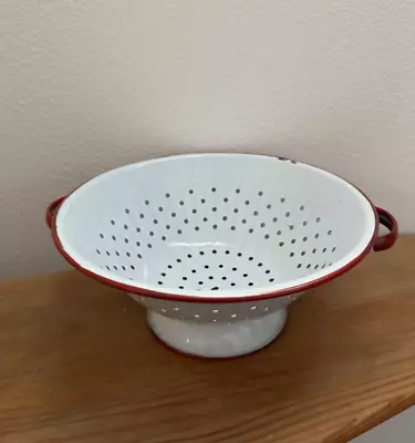 Vintage Enamel Ware Red And White Colander • $23.50