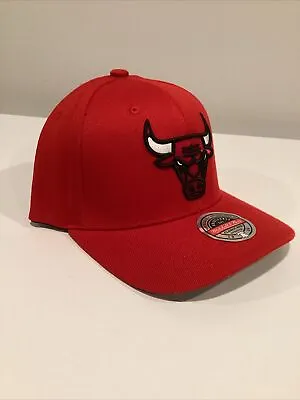 Chicago Bulls Mitchell & Ness Red Adjustable Snapback Hat • $44.66