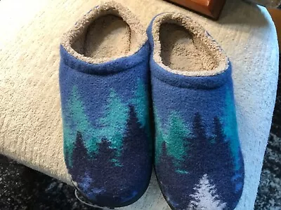 L.L. Bean Women’s Daybreak Scuffs Trees Motif Blues Slippers Size 8 M Scuff EUC • $38