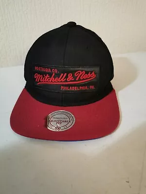 Mitchell And Ness Mens Hat  Red And Black Snapback. • £1.99