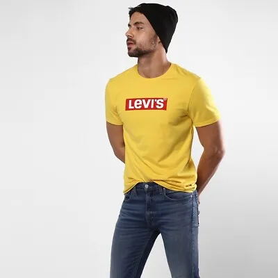 Levi's Men's Regular Fit Graphic Logo T-Shirt In Yellow • £18.99