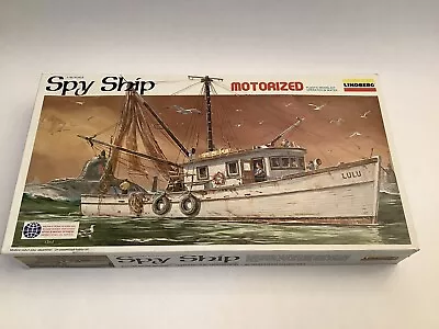 Lindberg Motorized 1/60 Spy Ship Model Kit RARE & HTF Kit No. 7413  Lulu  • $19