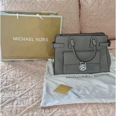Michael Kors Grey Handbag • $60