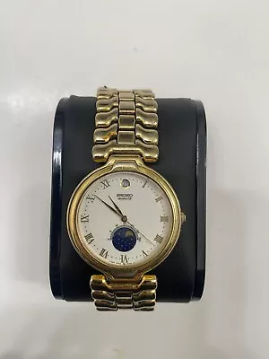 Vintage Seiko Moon Phase Date Watch Men Gold Tone 6F22-6000D • $205