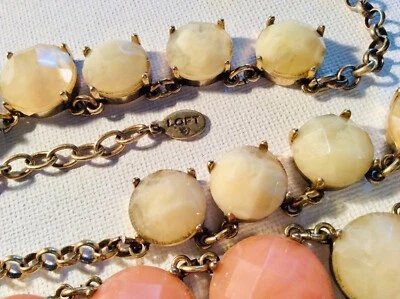 $7.99 • Buy Loft Salmon Pink Bubble Chunky Necklace
