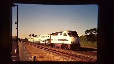 XTX02 35MM Train Slide ENGINE LOCOMOTIVE RR METROLINK 879 ORANGE CA 4-6-09 • $9.32