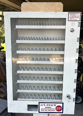 8 Row Medicine Or Snack Vending Machine - Lil Snack / Lil Medic - 25 Cents • $159