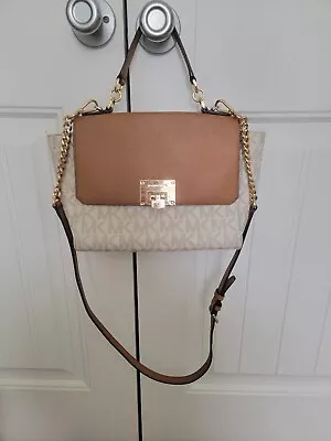 Michael Kors Tina Medium Signature Satchel Shoulder Bag Vanilla/Acorn  • $20.40