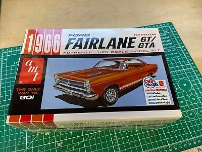 AMT 1966 Ford Fairlane 427 SEALED IN BOX 1/25 SCALE • £15