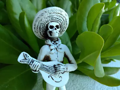 El Catrin Mexican MARIACHI Cute Skeleton Figurine Day Of The Dead Art Decor 5.8  • $39.99