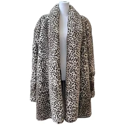 Vintage Leopard Print Faux Fur Coat Woman’s Small (oversized) • $299