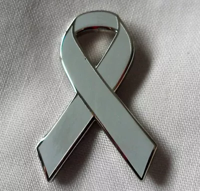 *NEW* Brain Cancer / Tumour Awareness Grey Ribbon Enamel Badge / Brooch. Charity • £2.99