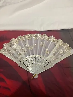 Folding Hand Fan  White Lace Open Size 16.5x9  • $5.99