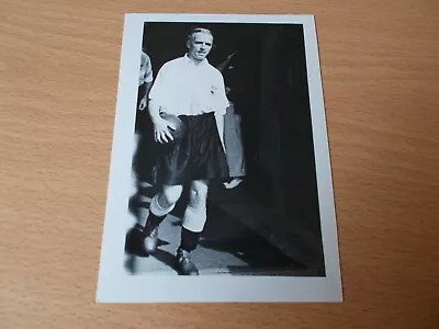 Press Photo--Raich Carter (Derby) 1947. Tunnel Photo. (PH432)  • £8.99