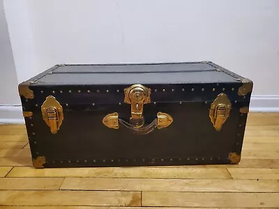 Antique Steamer Trunk Wood Metal Travel Herald Luggage 31 ×17 ×13  Green & Key • $170