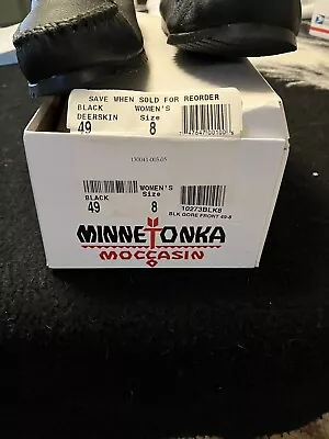 Minnetonka Moccasin Ladies Size 8 Gore Model • $50