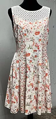 Gabby Skye Cream And Coral Lace And Floral Sleeveless Midi Dress In Size 10 • $27.99