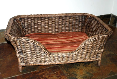 £69.95 • Buy Wicker Dog Bed / Single Pet Bed ... Chestnut Finish