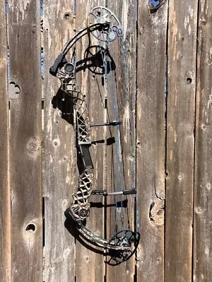 Mathews Chill X Compound Bow Right Hand • $425