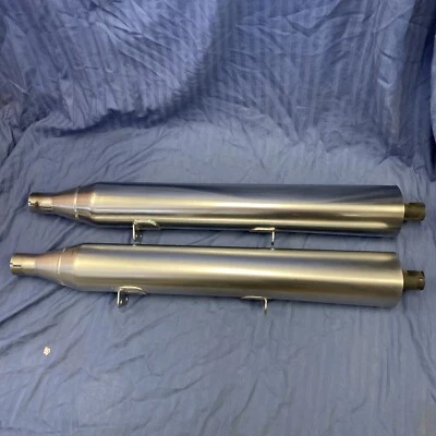 $200 • Buy 2009-2014 Harley-davidson V-rod Muscle Vrscf Muffler Exhausts  Vrod
