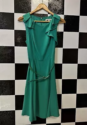 Review Emerald Green Dress Size 10 • $20