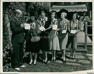 1938 Mayor Charles D White Nj Keys City Miss America Pageant 7X9 Vintage Photo • $19.99