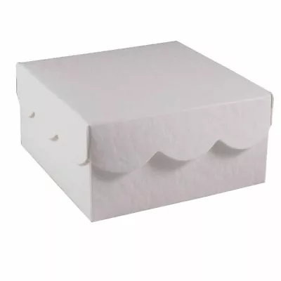 Scallop Lid Jewellery Favour Box - Choose From 20 Colours - Qty's From 1-100 • £20.06