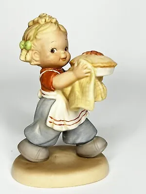 ENESCO Memories Of Yesterday  AS GOOD AS HIS MOTHER EVER MADE  Figure #522392 • $17.99