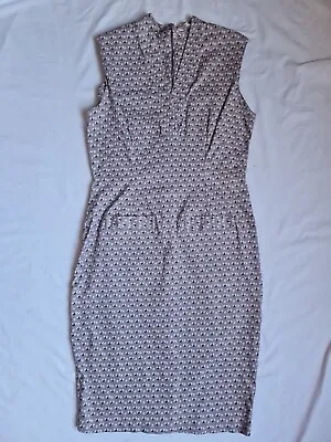 £5 • Buy Nougat  Grey Cotton Stretch Sleeveless Shift Dress Size 2  V-Neck   