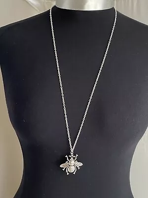 A Tibetan Silver Bee Bumblebee Charm Pendant 38mmx40mm 30  Long Chain Necklace • £3.99