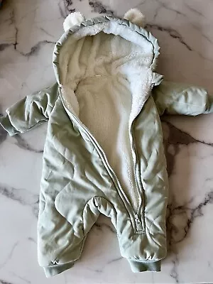 Baby All In One Snow Suit 0-3 Months • £3.97