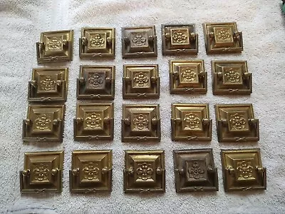 Hepplewhite Federal Square Bail Drawer Pulls Lot Of 20 • $19.99