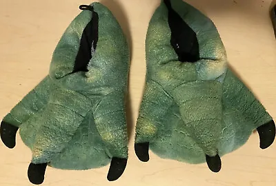 Kids Warm Dino Slipper Size 3 - 4 Youth Green Claw Monster Feet Holiday Fun  EUC • $10.99