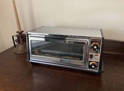 MCM Vintage General Electric GE Bake Toast N' Broil Toaster Oven With Trays • $30