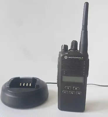 Motorola CP185 Handheld 2 Way Radio UHF 4 Watt 435-480mhz CP 185 With Charger • $105