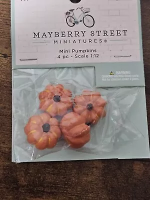 BRAND NEW Mayberry Street Miniatures Dollhouse 4 Fall Orange Pumpkins  • $7.80