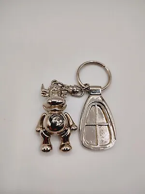 Mayfield Diary Farms Maggie The Cow Metal Movable Souvenir Keychain *Super Rare* • $19.95