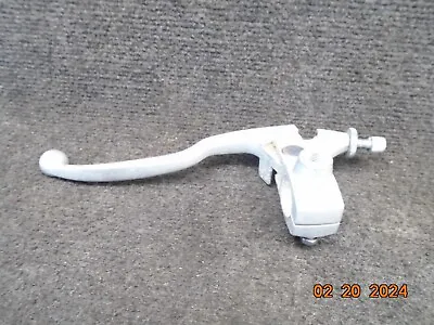 1999 99 Yamaha Vstar 1100 V-Star XVS Custom Clutch Lever Left Perch • $10.43