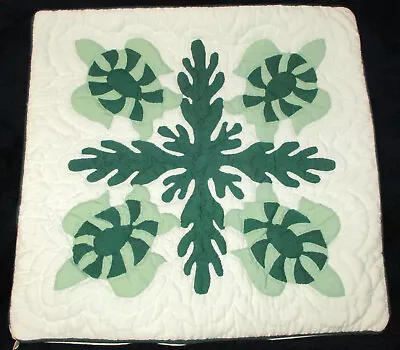 VINTAGE HAWAIIAN QUILT PILLOW COVER 16 X16  Green/White Honu Turtles • $37.80