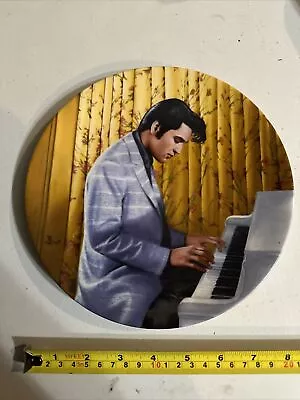 Elvis Presley: Looking At A Legend  His Hand In Mine  Collector Plate • $3.30