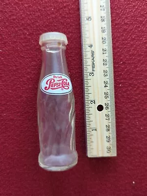 VINTAGE PEPSI COLA  MINIATURE GLASS BOTTLE SALT/PEPPER SHAKER Only One  • $3.95