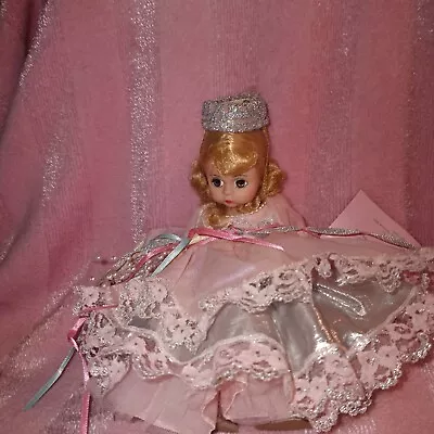 Madame Alexander Glenda The Good Witch Porcelain Doll • $10.50